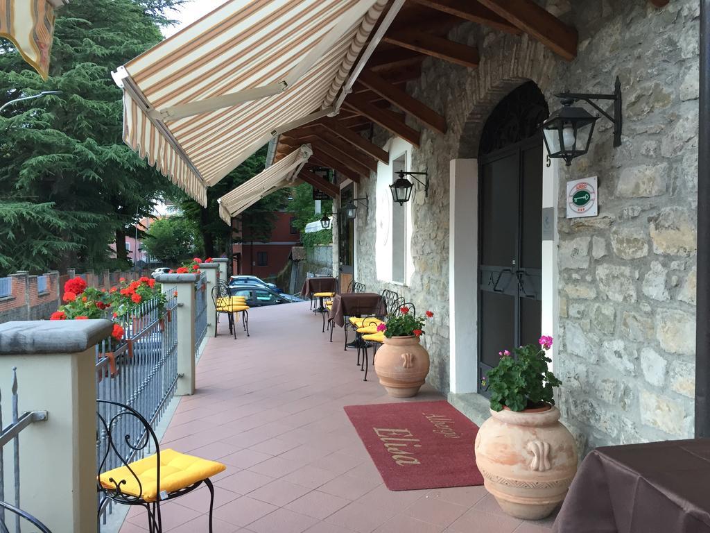 Albergo Elisa Comano  Buitenkant foto