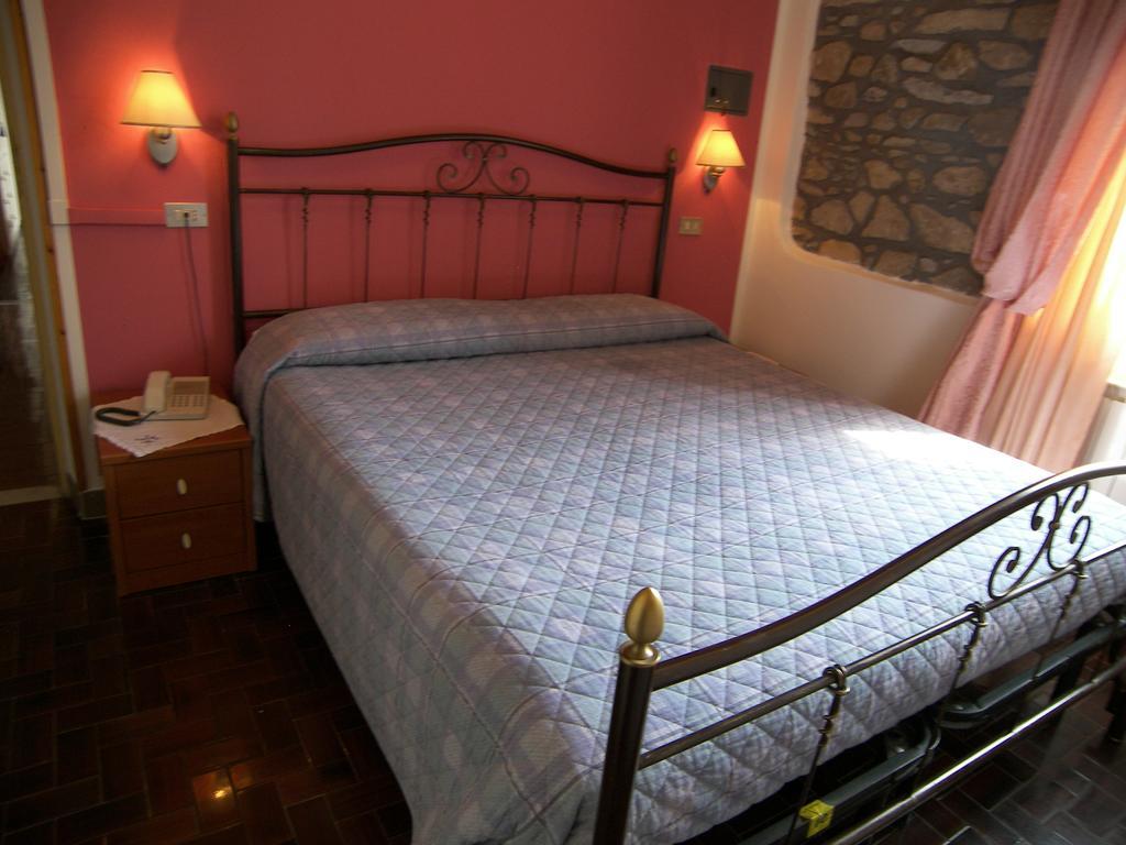 Albergo Elisa Comano  Kamer foto