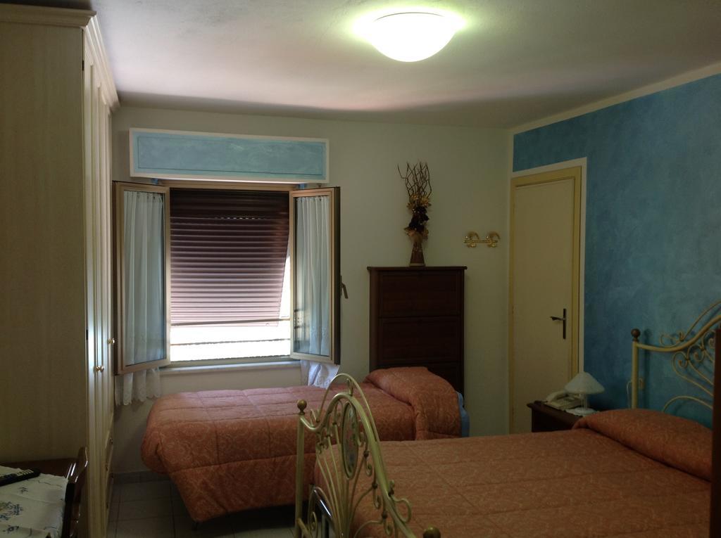 Albergo Elisa Comano  Buitenkant foto